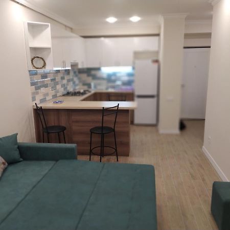 Apartment In Yerevan City Center, Pushkin Eksteriør bilde